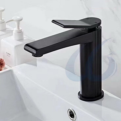 浴室面盆香蕉视频在线播放 浴室面盆香蕉视频在线播放